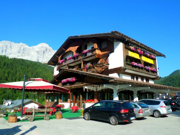 Hotel Corona***