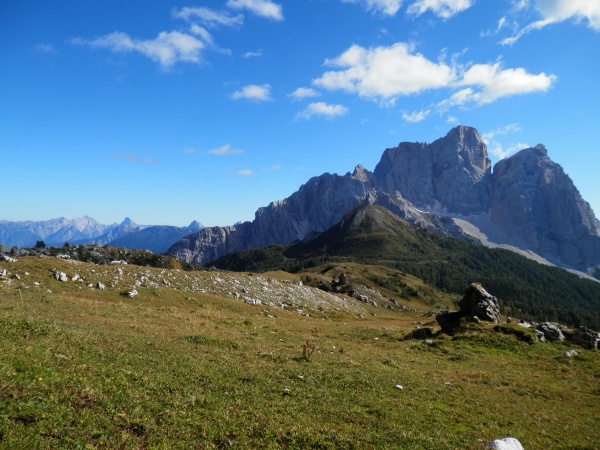 Trekking from Passo Giau to Mondeval plateau