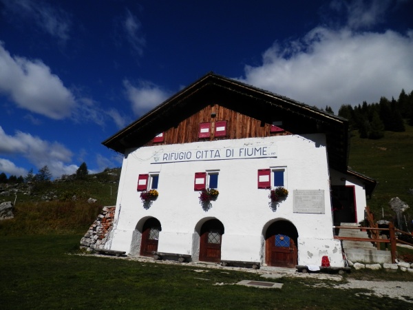 With the trekking stroller to Rifugio Città di Fiume