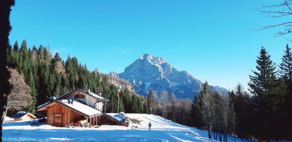 3. Con le caspe al Rifugio Talamini