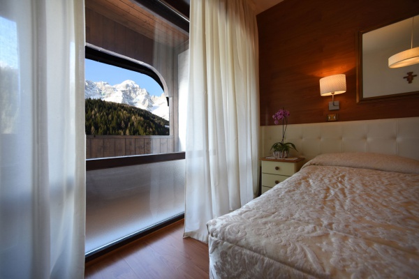 Hotel Corona